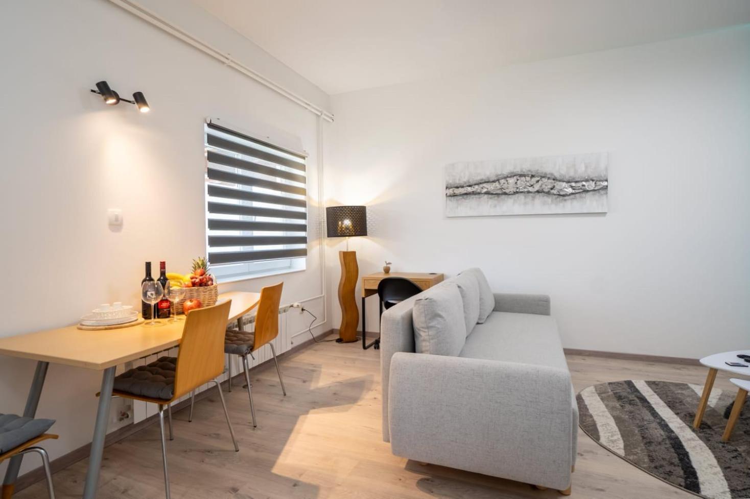 Apartman Mihovil Gospic Bagian luar foto